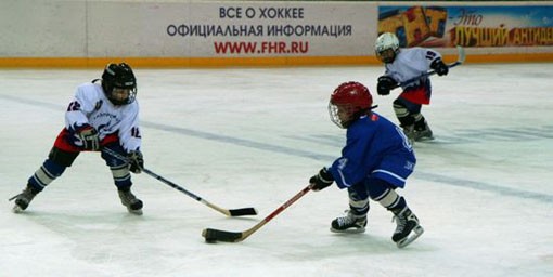 Хоккей с шайбой по программе 54 Праздника Севера учащихся