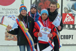 Горные лыжи по программе 54 Праздника Севера учащихся