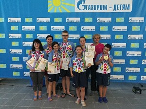 Мурманские пловцы привезли из Кирова 10 медалей