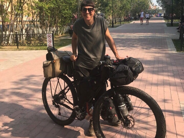 В Мурманск прибыла бельгийская велопутешественница