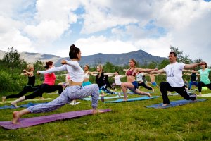 В Хибинах прошла уникальная практика-йоги