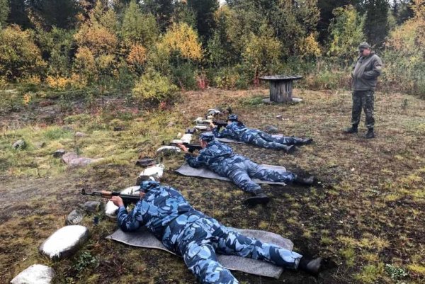 Сотрудники колоний соревновались в Ревде в стрельбе