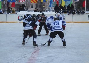 В матчах хоккейных игр Северного флота забито уже более 300 шайб