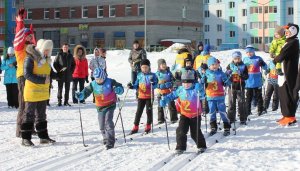 В Кольском районе дошколята соревновались в лыжных гонках