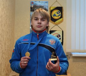 Мончегорский хоккеист стал чемпионом России