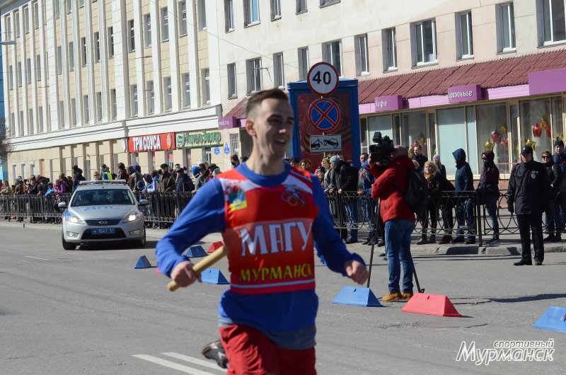 Бежим, братцы, бежим