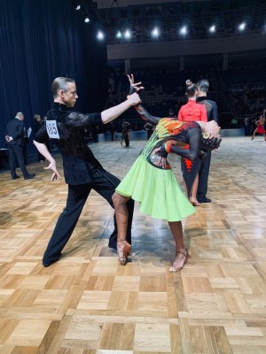 Танцоры из Заполярного вернулись со вторым местом с международных соревнований
