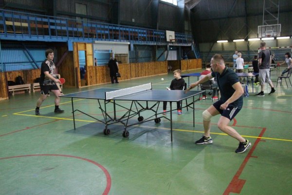 В Снежногорске прошел турнир по настольному теннису