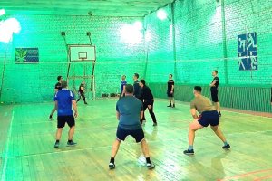 Сотрудники мурманского СИЗО провели первенство по волейболу