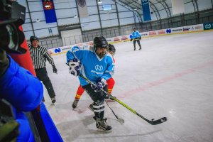 Третий тур матчей трансграничной хоккейной лиги прошёл в минувшие выходные на крытом корте в Заполярном