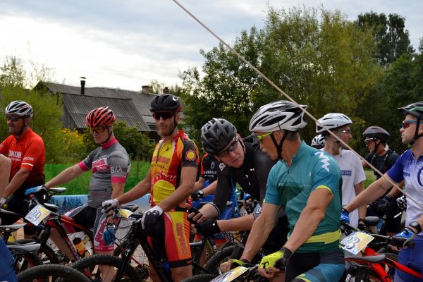 Андрей Захаров