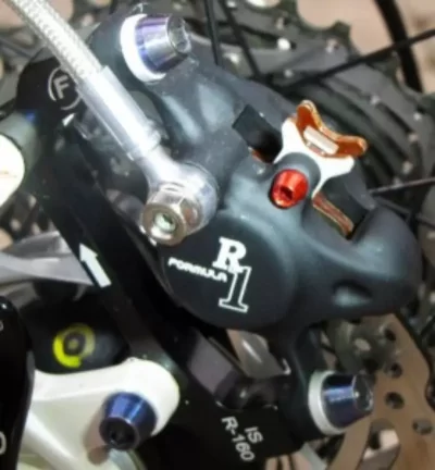 Обзор тормозов для горного велосипеда Formula R1