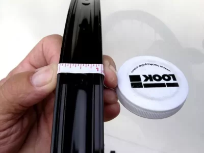 Делаем бескамерную шину с помощью ленты Gorilla Tape
