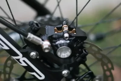 Hope V-Twin - переходник для гидравлических дисковых тормозов с тросового привода