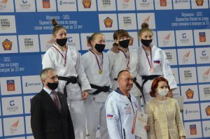 И очень хорошо… Но и не очень – было…