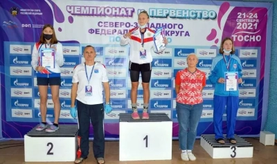 Почти 3 десятка медалей завоевали пловцы Заполярья на чемпионате и первенстве Северо-Запада