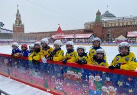 Северянки покажут хоккей москвичам