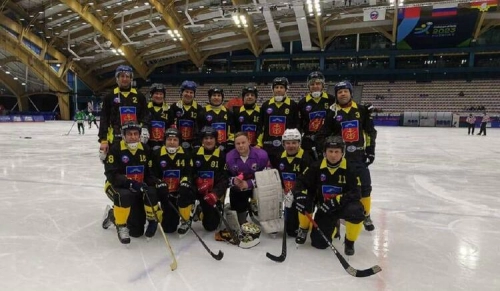 Наши старожилы пятые на чемпионате России по хоккею с мячом