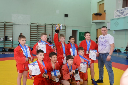 В слове «самбо» слышу – «Гольнев»